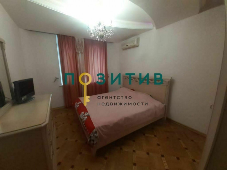 3-комн квартира Пестова ул, 36/74