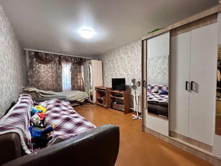 2-комн квартира Карпинского ул, 13