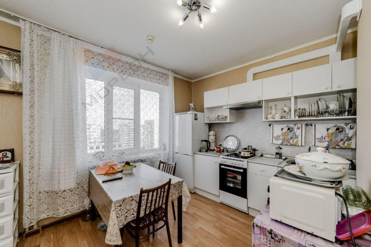 2-комн квартира Академика Лукьяненко ул, 8