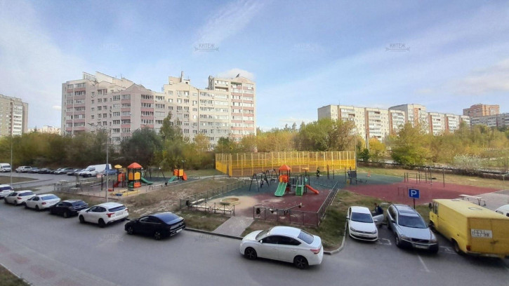 3-комн квартира Солнечный бр, д.18