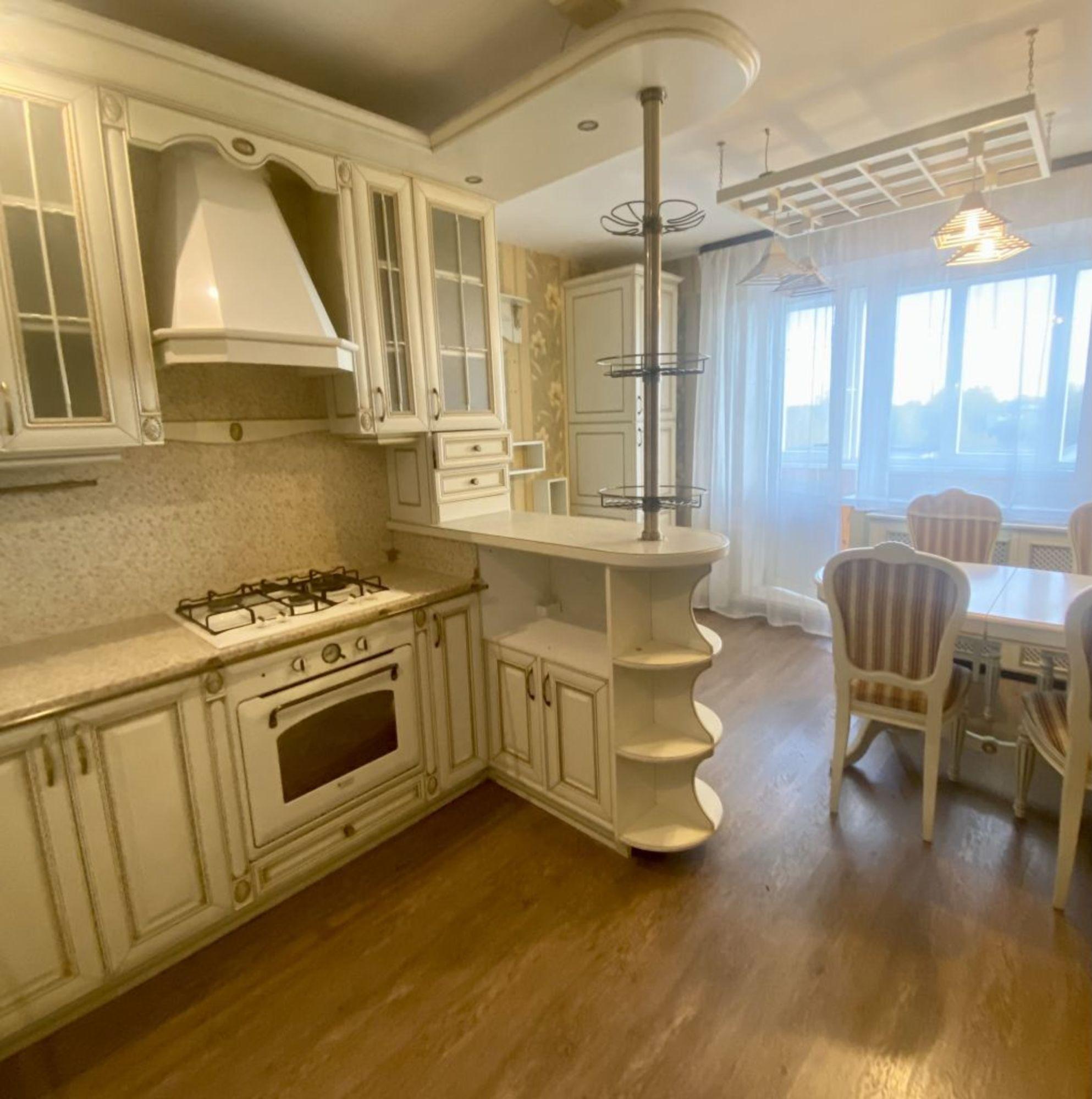 Купить квартиру за 4 700 000 рублей на Генерала Горбатова ул, 23