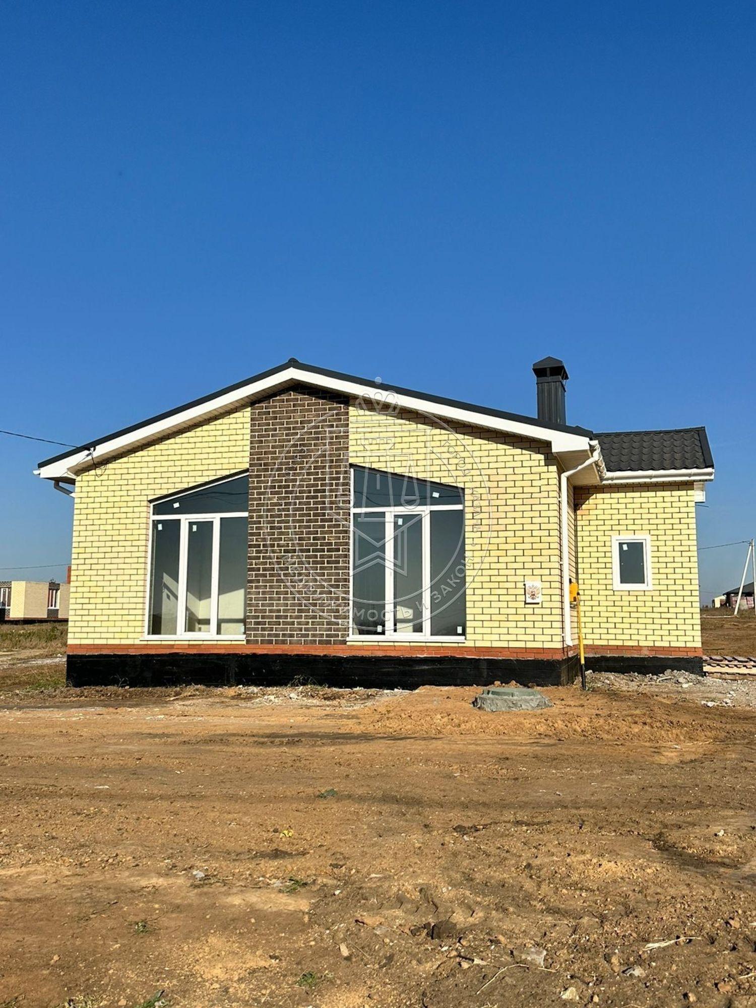 Купить дачу, дом, коттедж за 7 600 000 рублей на Кленовая ул, 4