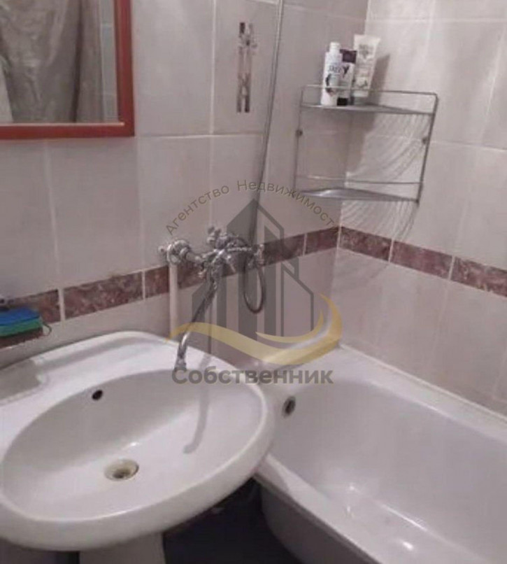 2-комн квартира Ворошилова ул, 43