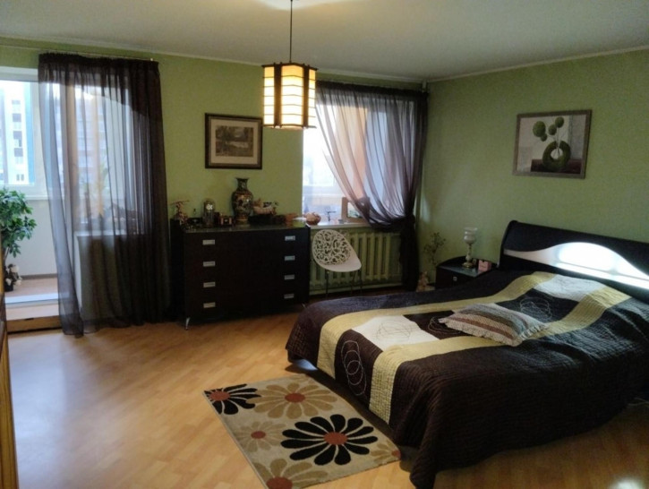 3-комн квартира Велижская ул, 72