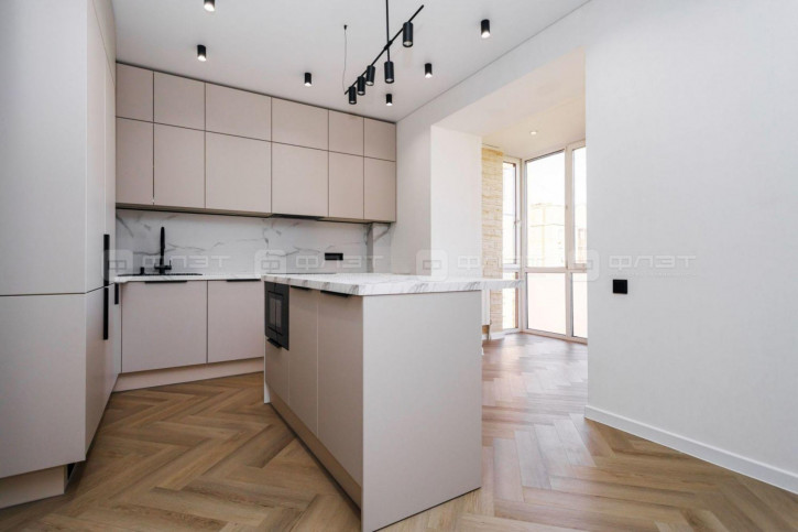 3-комн квартира ул. Шмидта, дом 34/18 3-комн квартира ул. Шмидта, дом 34/18