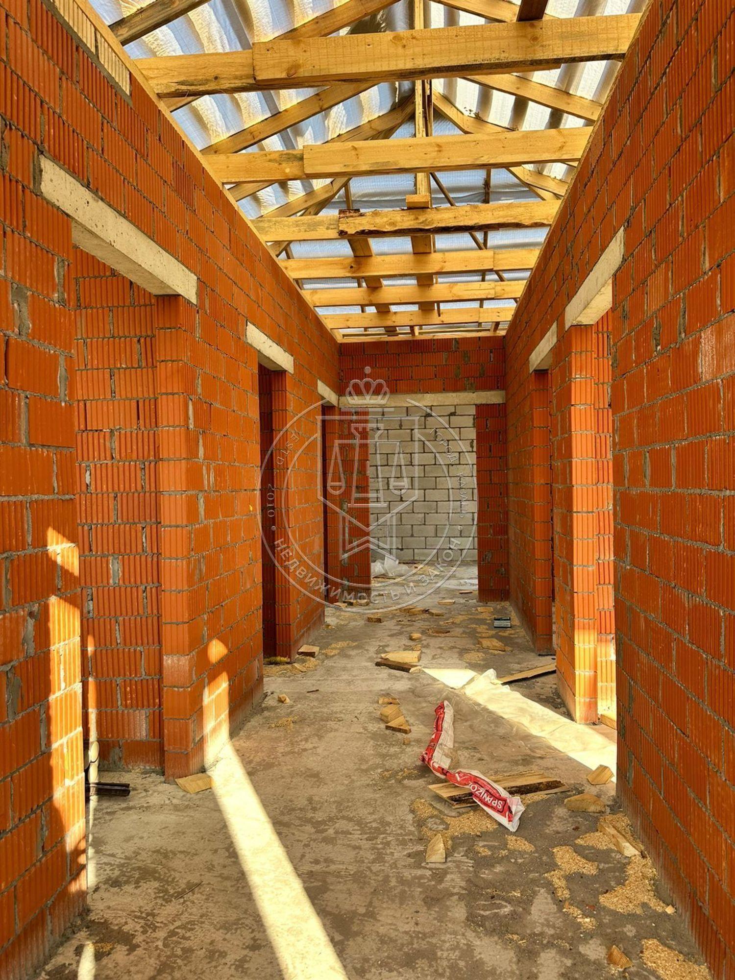 Купить дачу, дом, коттедж за 8 700 000 рублей на Лазурная ул, 12