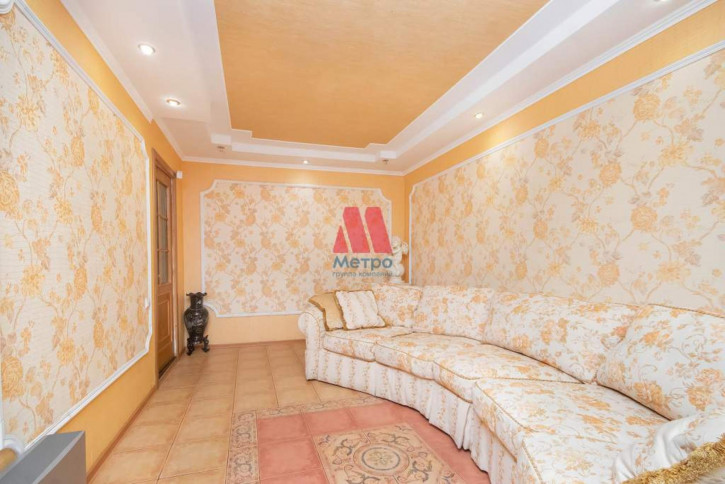 3-комн квартира Моторостроителей улица, д.41