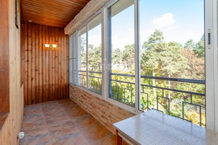 3-комн квартира Изумрудный городок, 13