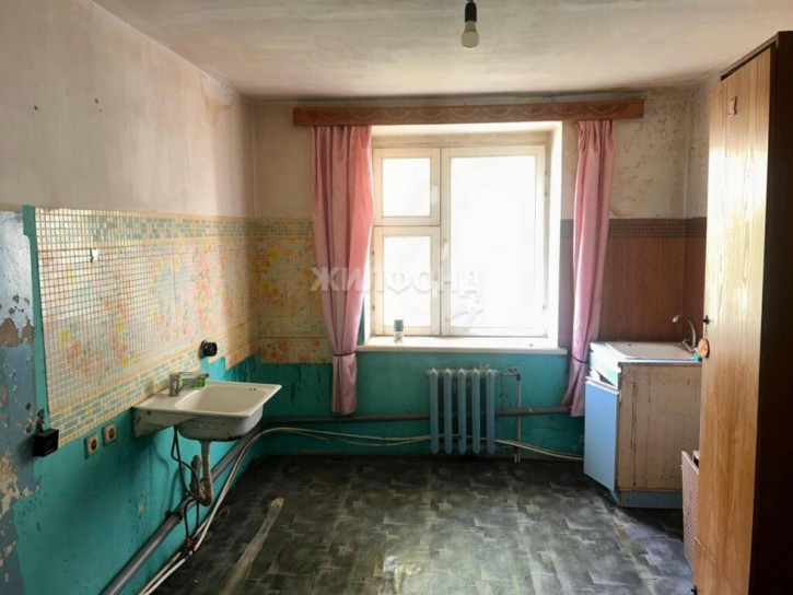 4-комн квартира Объединения, 22