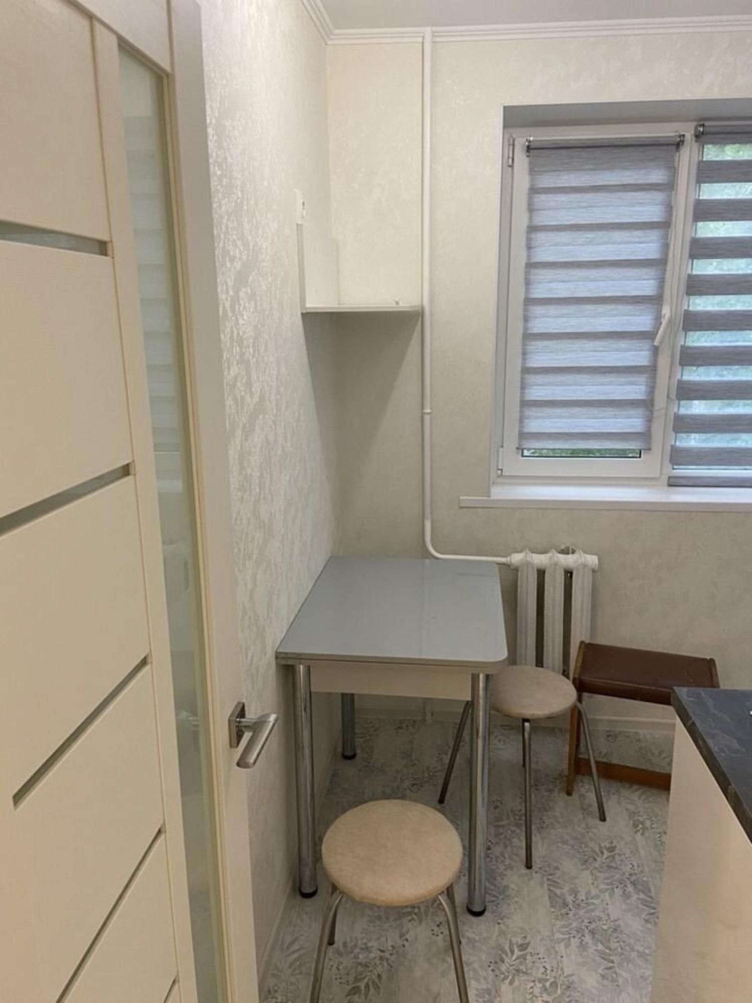 Сдать квартиру за 24 000 рублей на Кирова проспект, 264