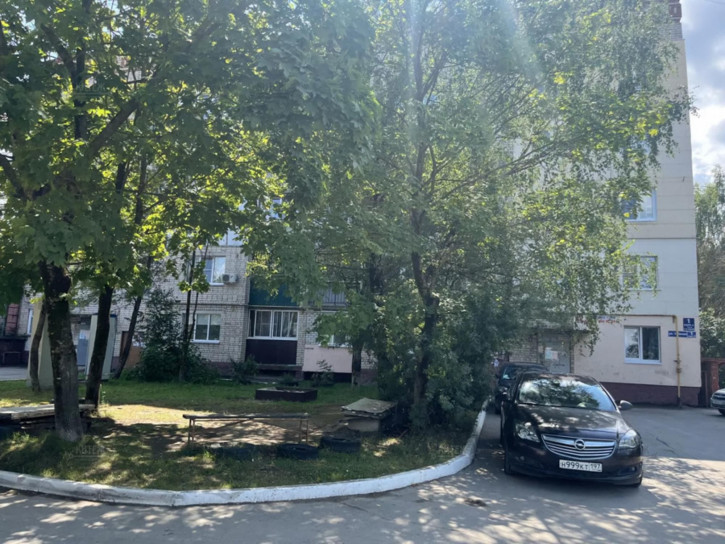 1-комн квартира 5-я Линия улица,1к4