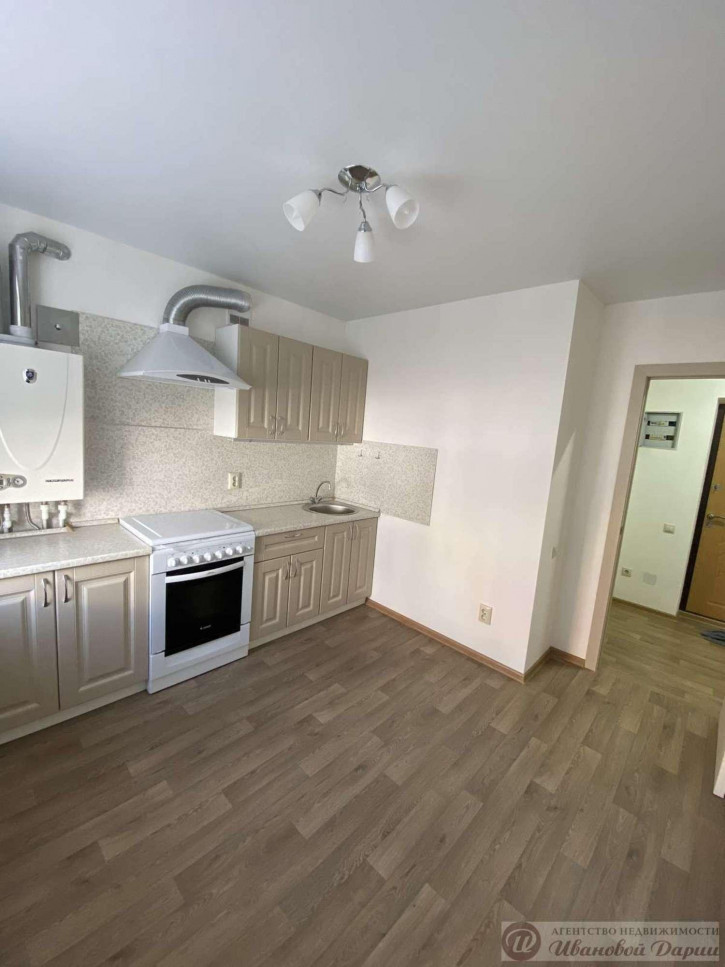 2-комн квартира Ивана Финютина бульвар, 51