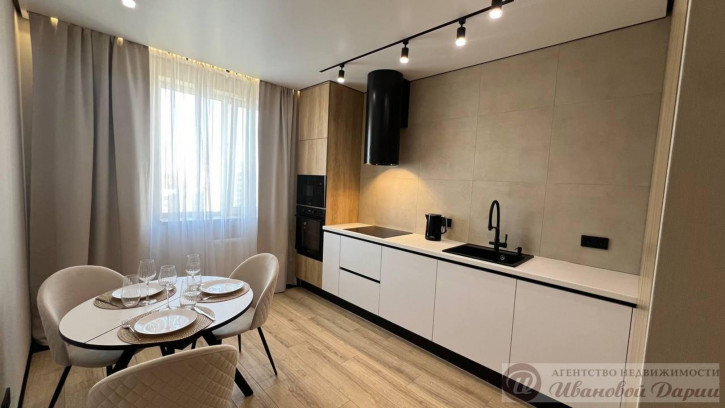 2-комн квартира Осетинская улица, 14