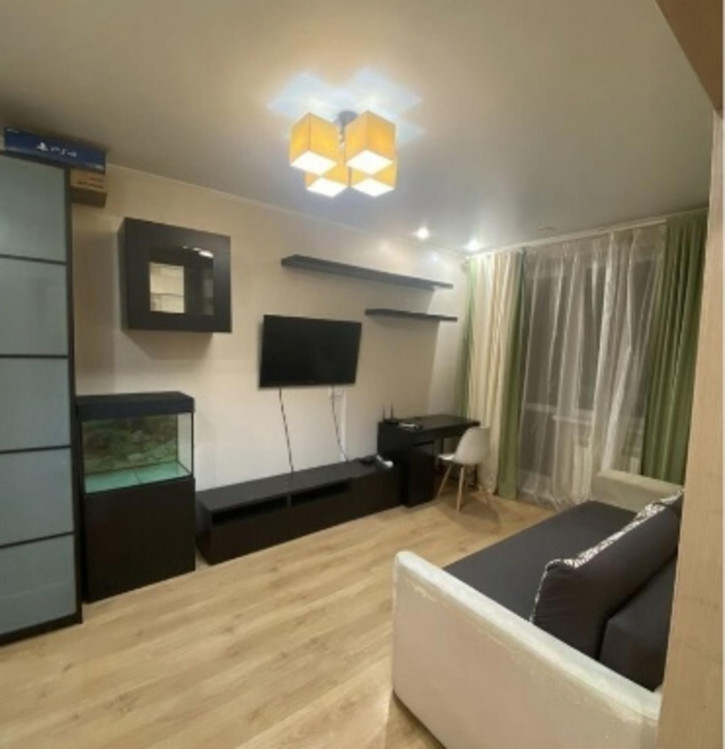 1-комн квартира Победы улица, 86