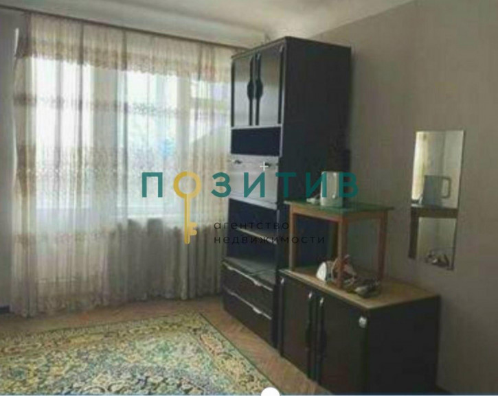 3-комн квартира Крайнего ул, 90 3-комн квартира Крайнего ул, 90