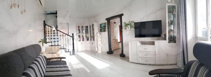 3-комн квартира Корпусная ул, 3