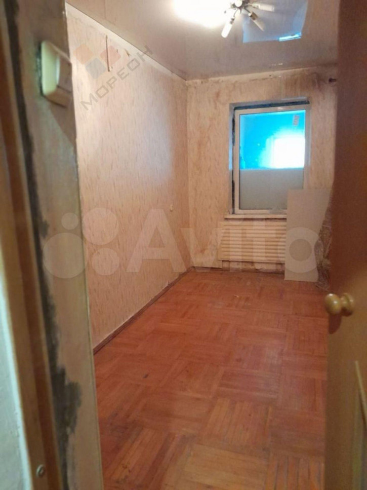 4-комн квартира 1-й пр-д Ломоносова, 1