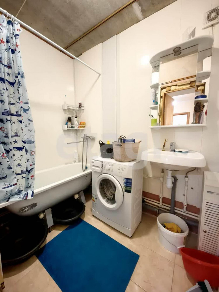 2-комн квартира Венеция мкр., 43