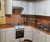 3-комн, 90кв м, этаж 2/10 40 лет Октября ул, 14