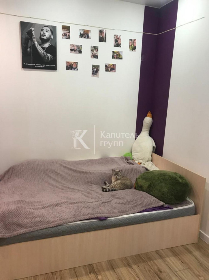 4-комн квартира улица Газовиков, 73к3