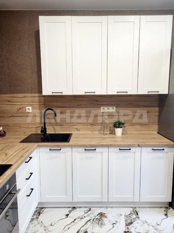 2-комн квартира проспект Сиверса, 30