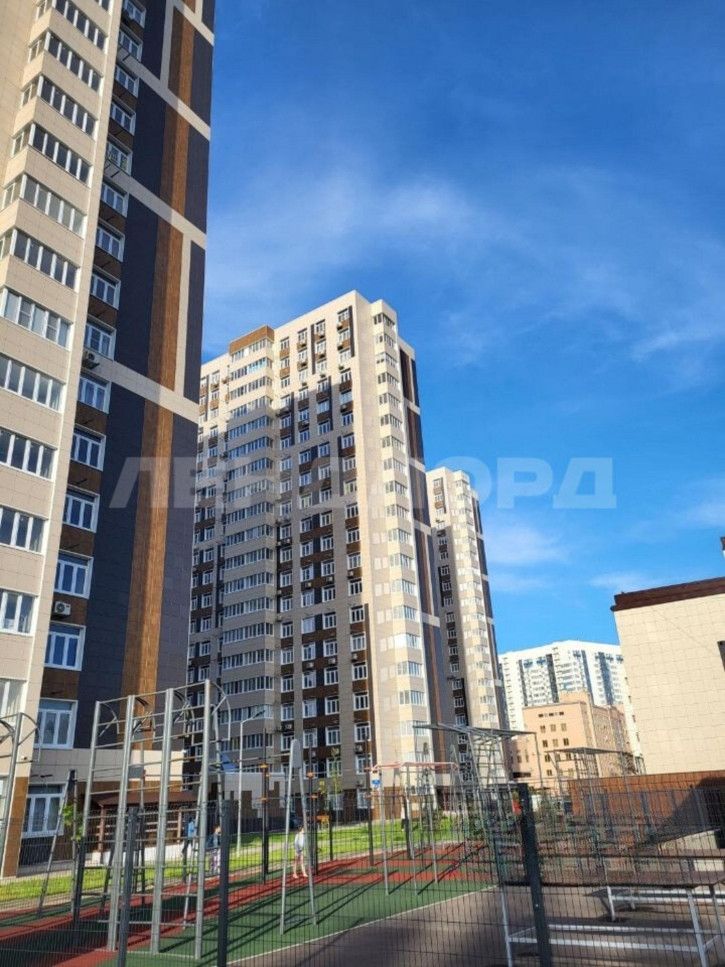 2-комн квартира проспект Сиверса, 30