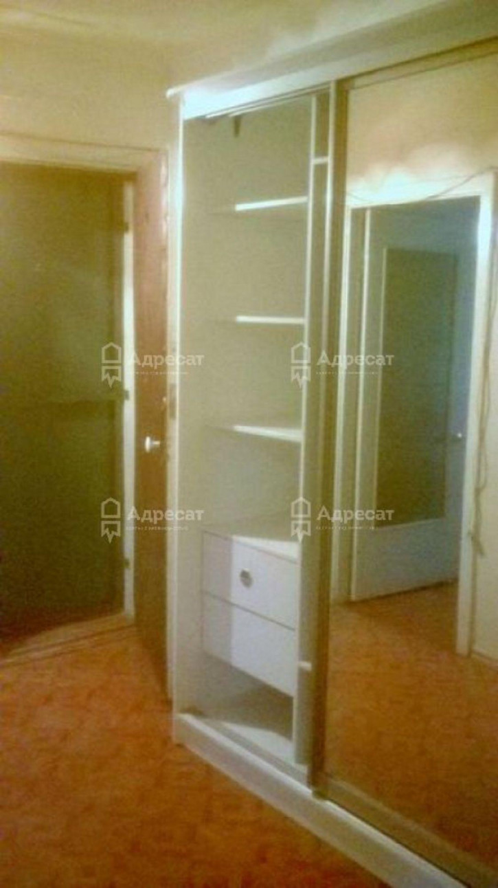 4-комн квартира ул. 51-й Гвардейской Дивизии,  д.57