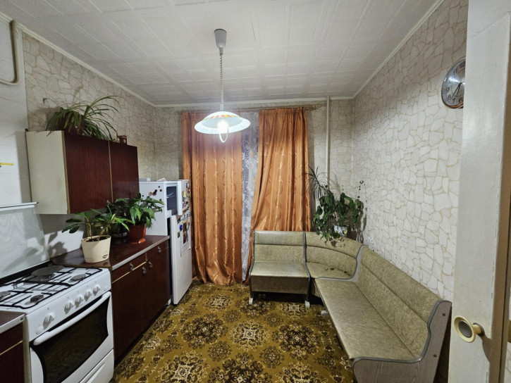 2-комн квартира Карла Либкнехта ул., 52