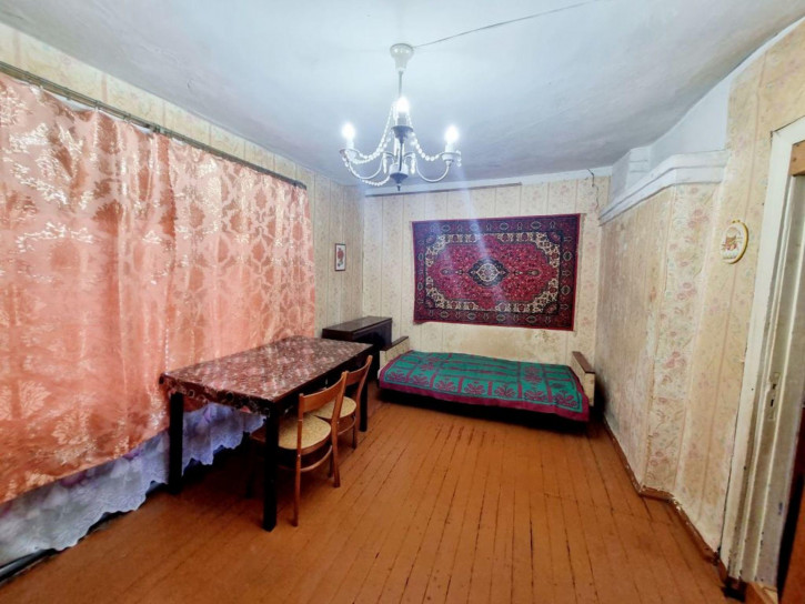 2-комн квартира Свердлова ул. , 16/12 2-комн квартира Свердлова ул. , 16/12