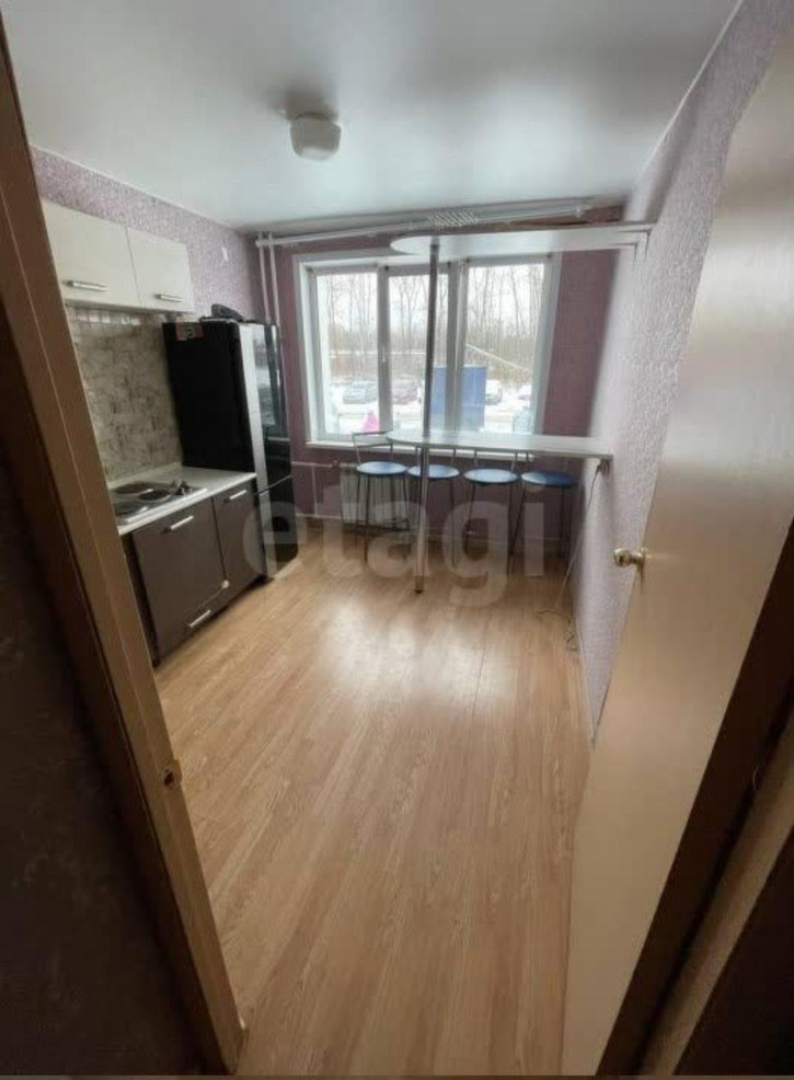 2-комн квартира Молодёжная улица, 20