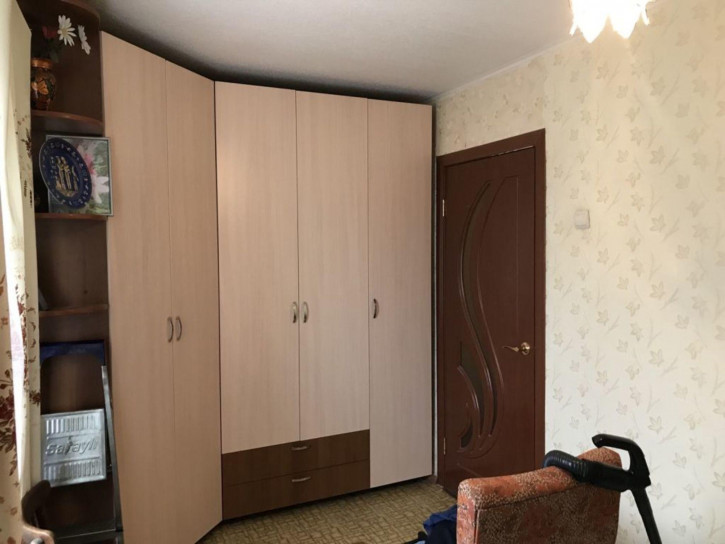 3-комн квартира Дзержинского пр-кт, 39