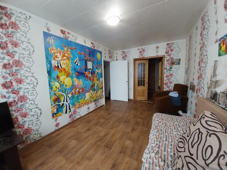 3-комн квартира улица Толстого, 62