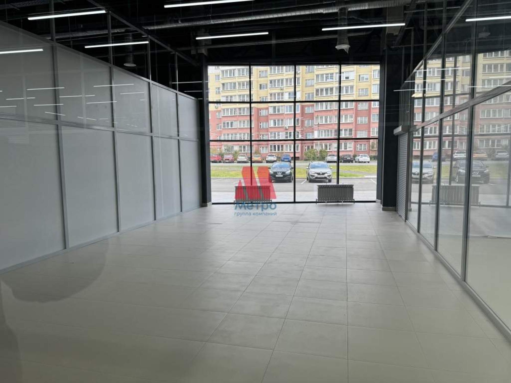 Сдать торговое помещение за 1 500 рублей на Калинина улица, д.зд45