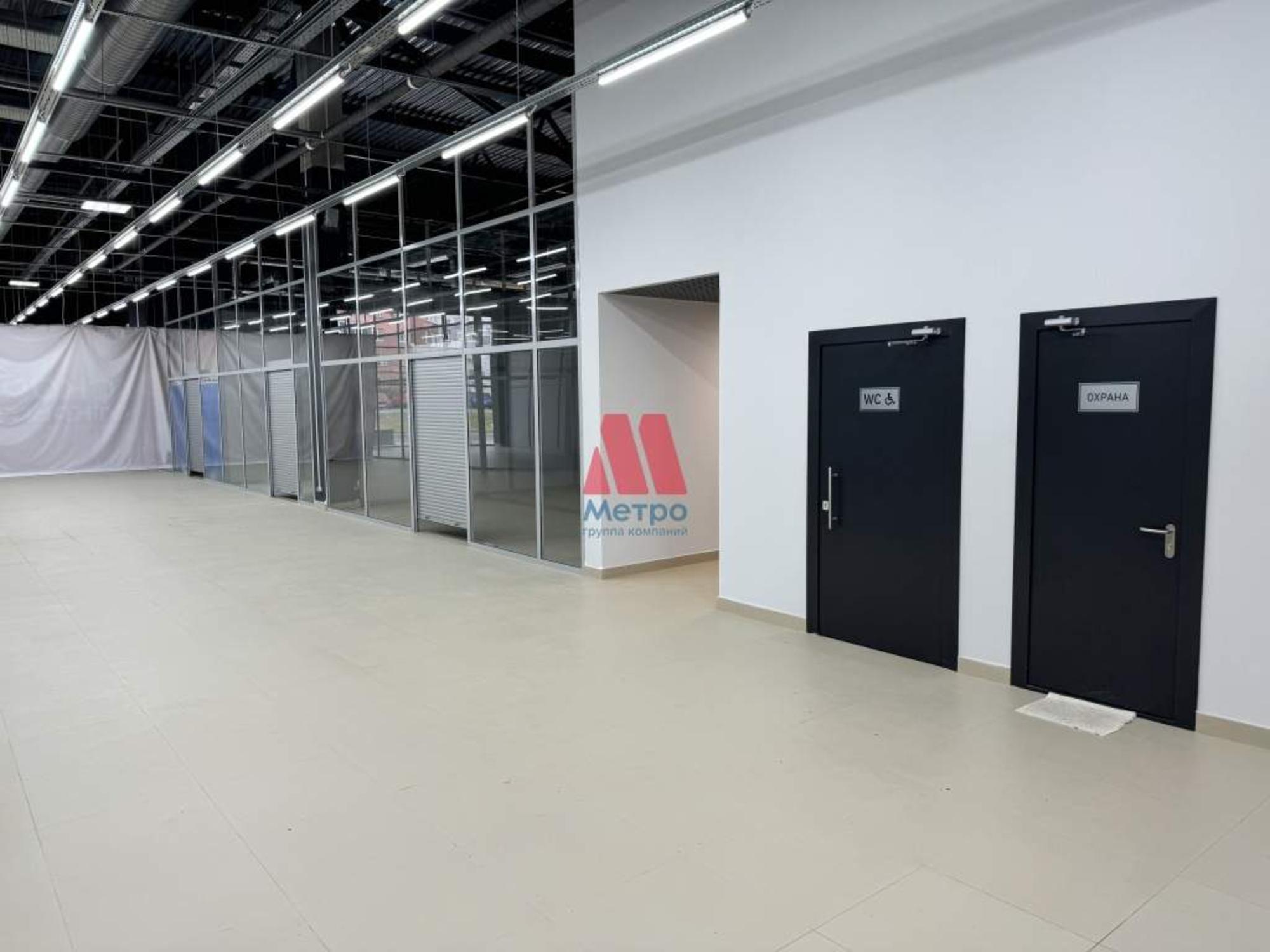 Сдать торговое помещение за 280 000 рублей на Калинина улица, д.зд45 Сдать торговое помещение за 280 000 рублей на Калинина улица, д.зд45