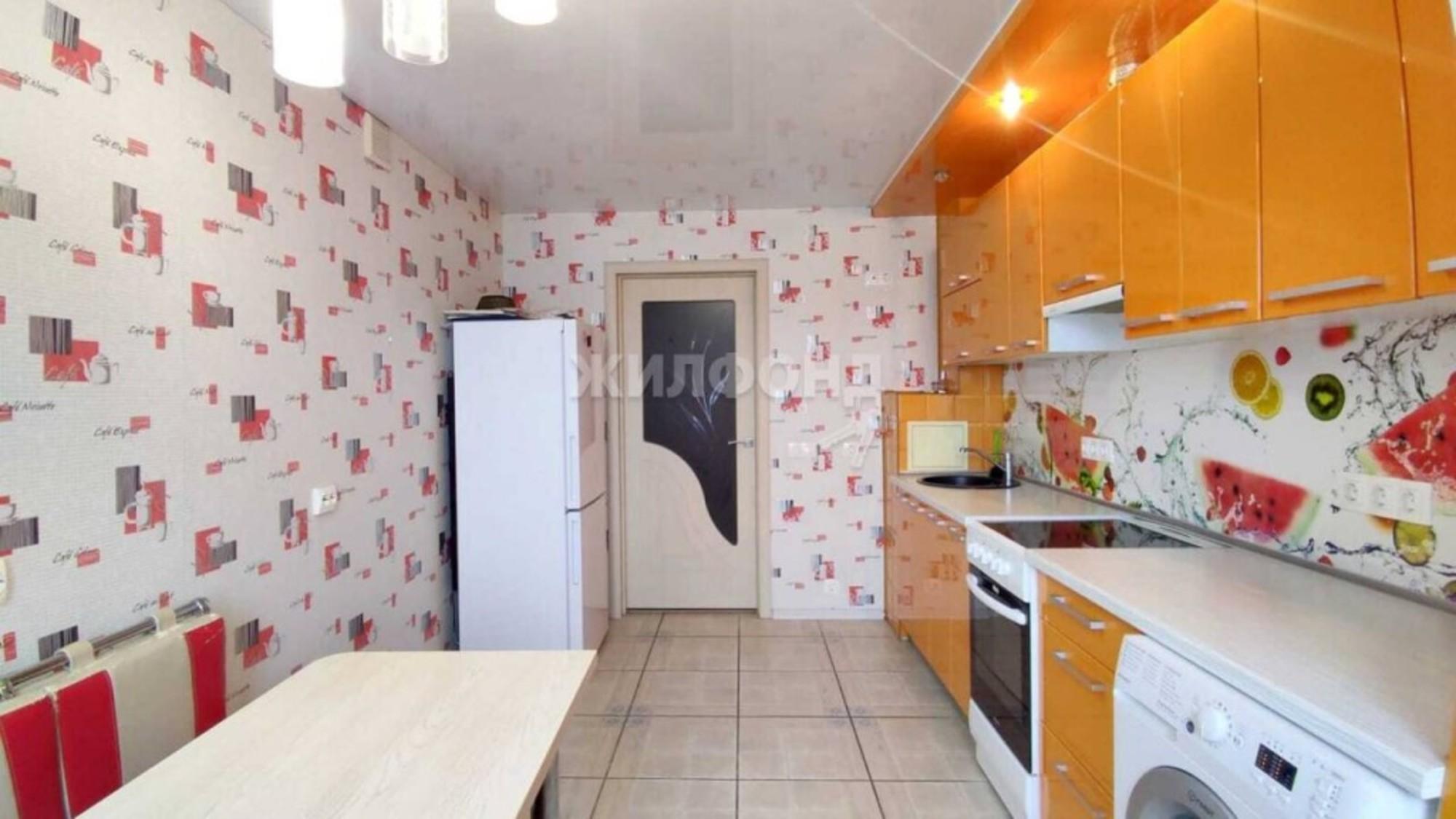 Купить квартиру за 4 430 000 рублей на Лунная, 53