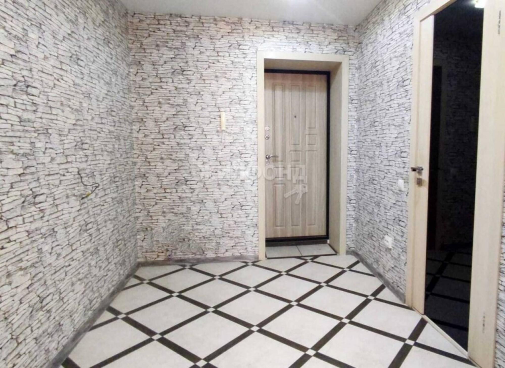 Купить квартиру за 4 430 000 рублей на Лунная, 53