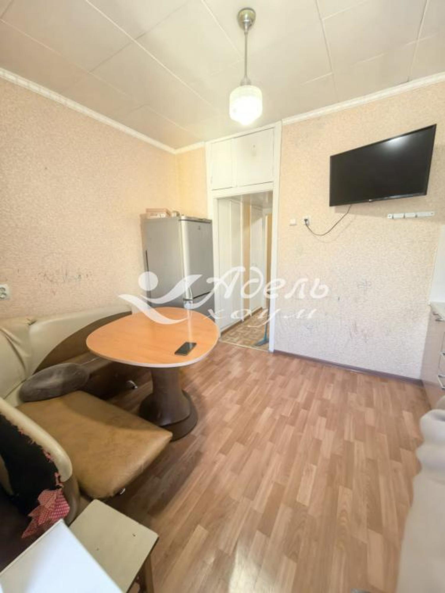 Купить квартиру за 3 300 000 рублей на Площадь Металлургов, 8