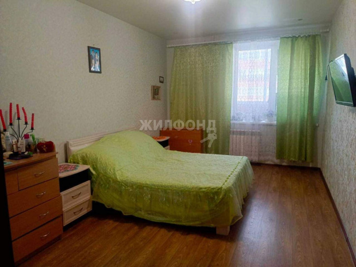 1-комн квартира Романтиков улица, д.7