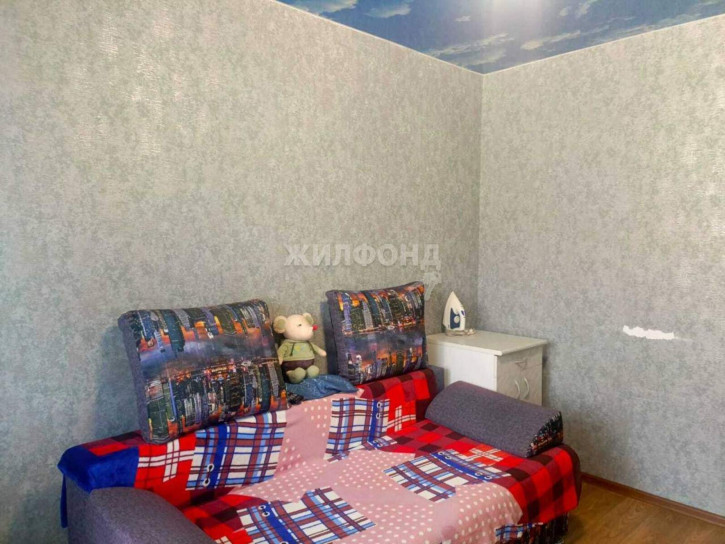 1-комн квартира Романтиков улица, д.7