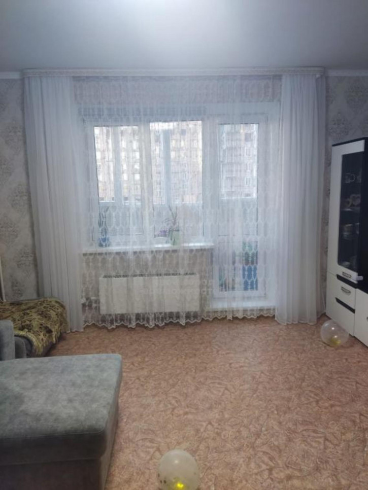 3-комн квартира Сибирский проспект, 45