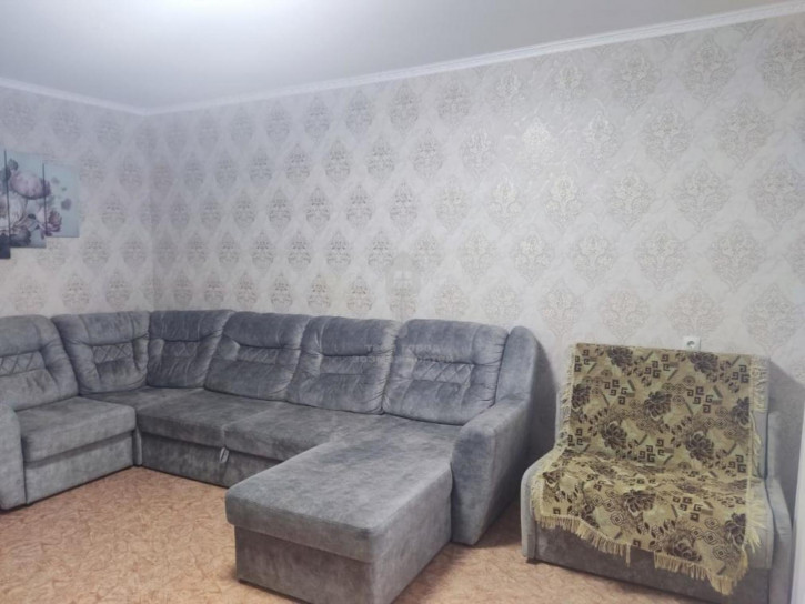 3-комн квартира Сибирский проспект, 45