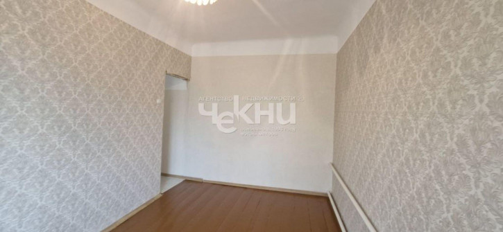 3-комн квартира Свирская ул, 11