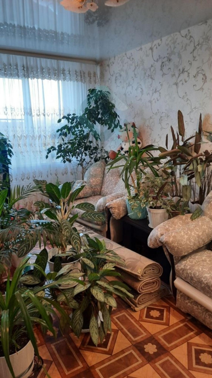 3-комн квартира площадь Победы, 11