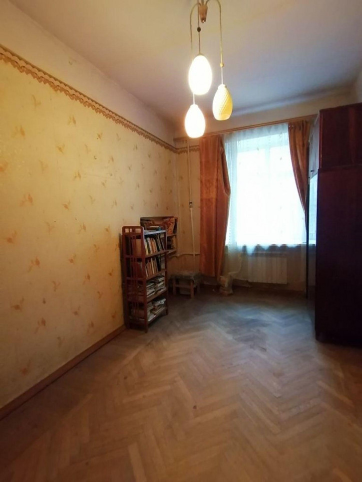 2-комн квартира Славы ул, 7