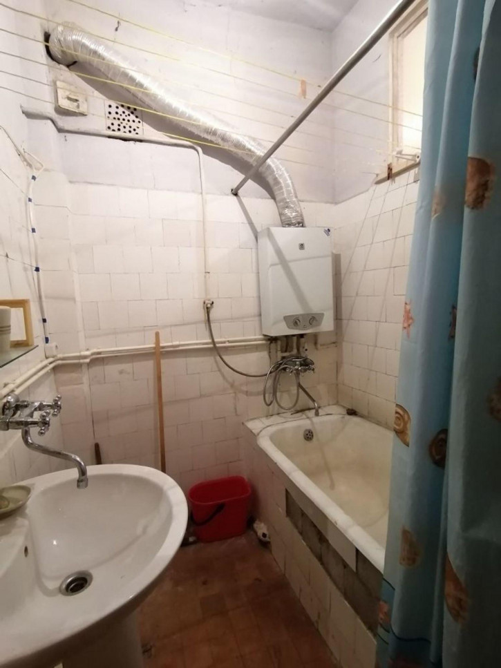 2-комн квартира Славы ул, 7