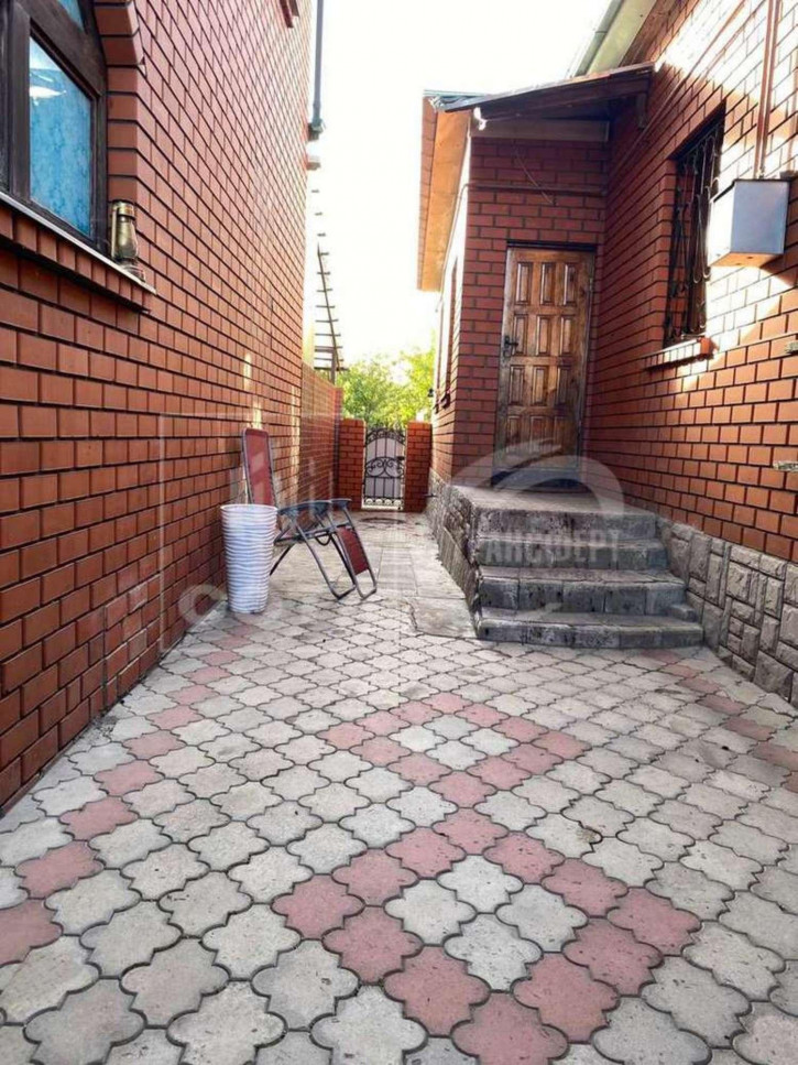 Коттедж/дом Правды улица, 37 Коттедж/дом Правды улица, 37
