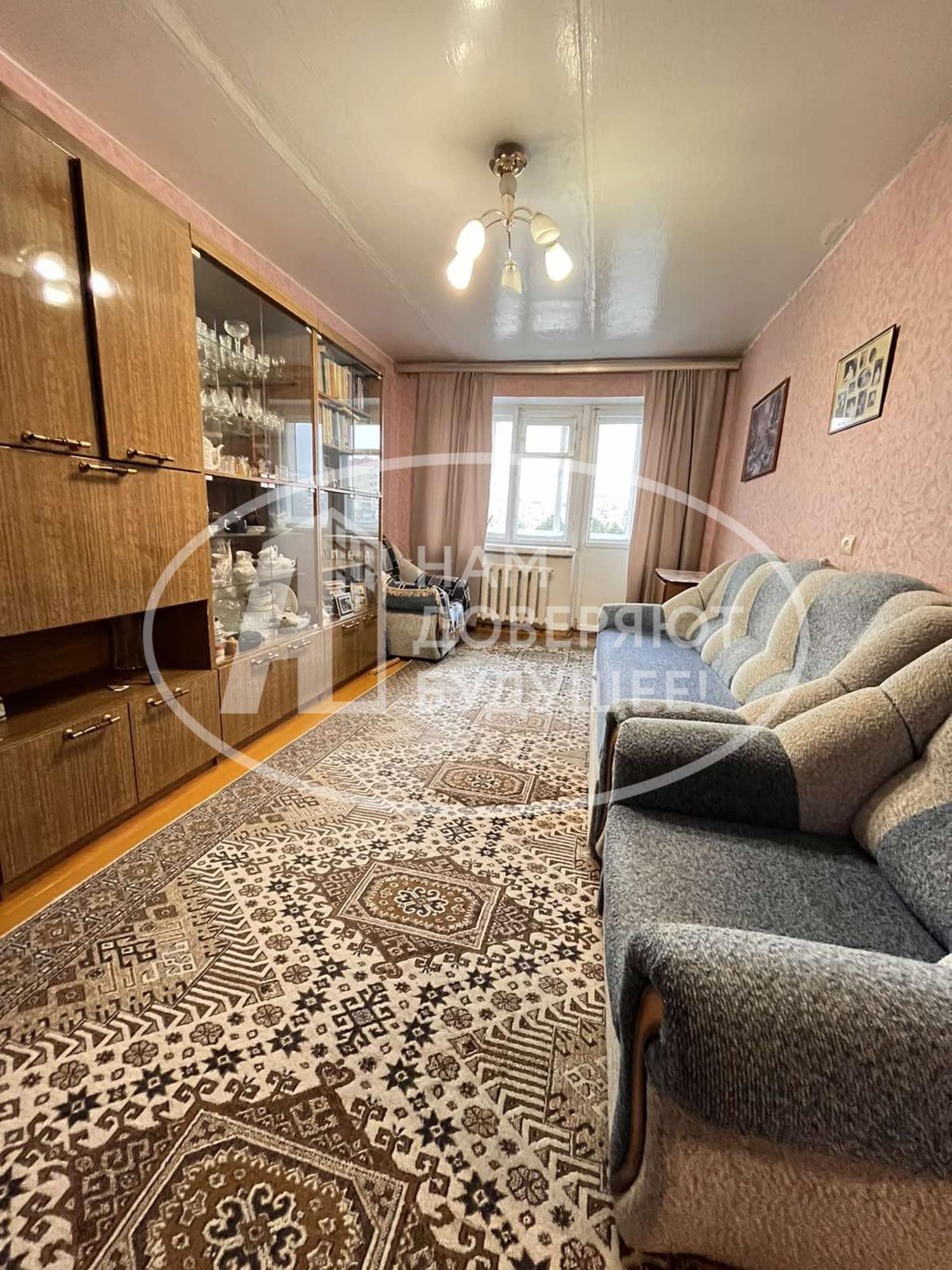 Купить квартиру за 1 950 000 рублей на улица Коммунаров, 63