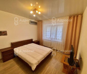 2-комн, 72кв м, этаж 2/9 бульв. Энгельса,  д.26А