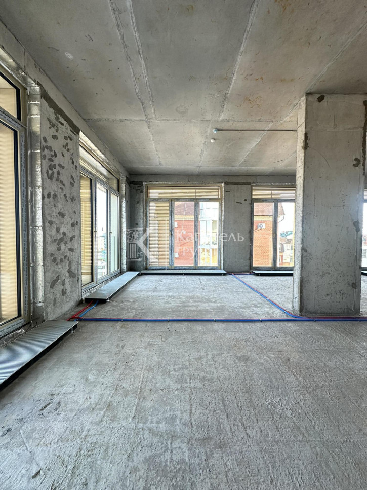 4-комн квартира Первомайская улица, 1Аблок2