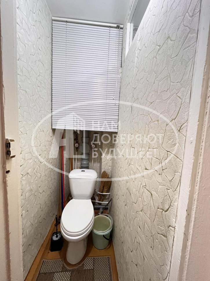 2-комн квартира улица Коммунаров, 63